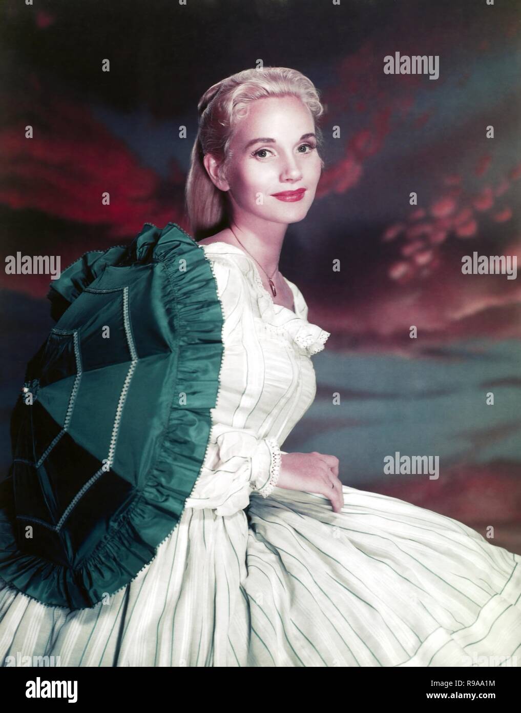 Original Film Titel: RAINTREE COUNTY. Englischer Titel: RAINTREE COUNTY. Jahr: 1957. Regisseur: EDWARD DMYTRYK. Stars: EVA MARIE SAINT. Credit: M.G.M/Album Stockfoto