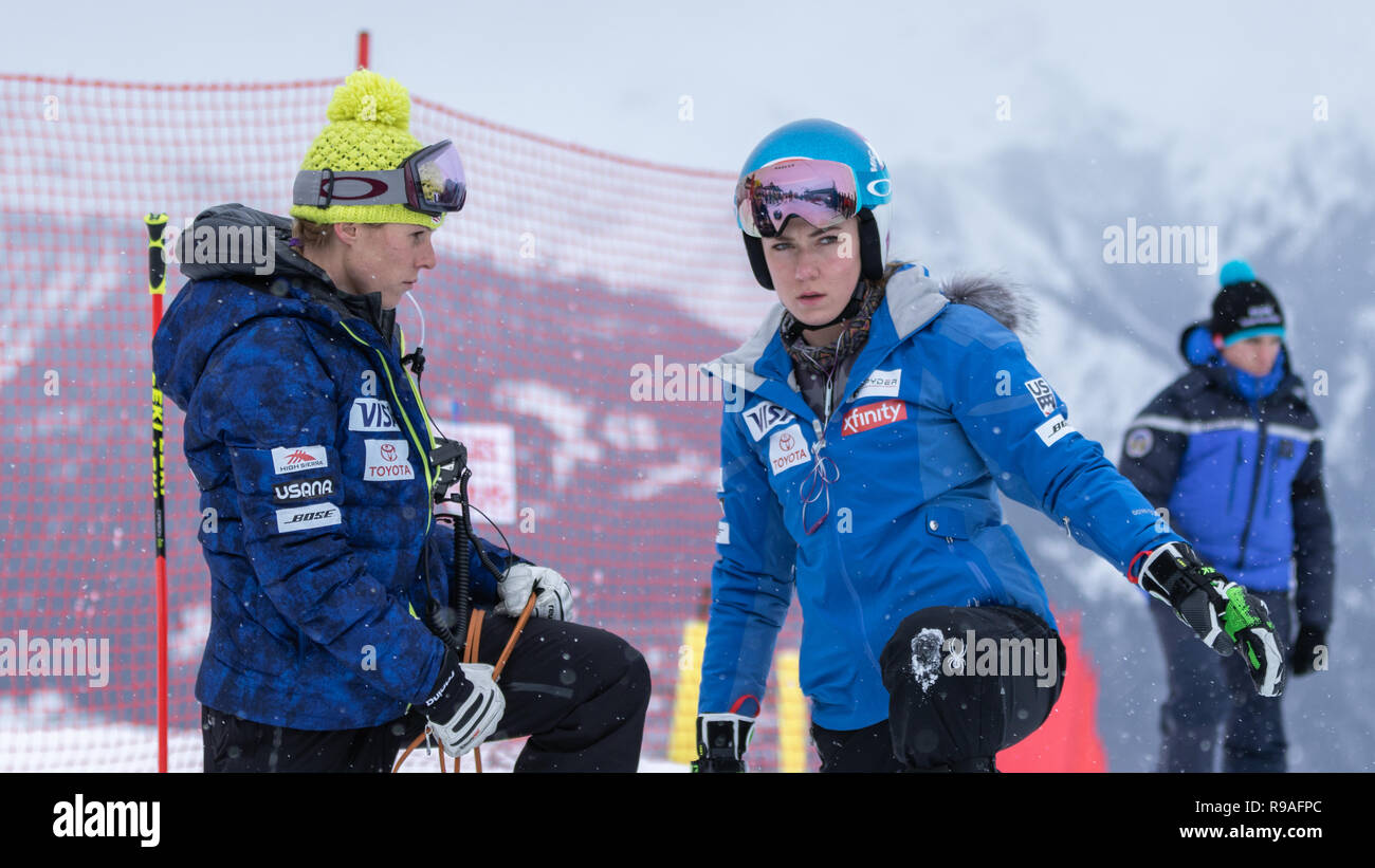 Courchevel, Rhone Alpes, Frankreich, 21. Dezember 2018 Mikaela Shiffrin der USA gewinnt Courchevel Damen Riesenslalom Audi FIS Alpine Ski World Cup 2019 Stockfoto