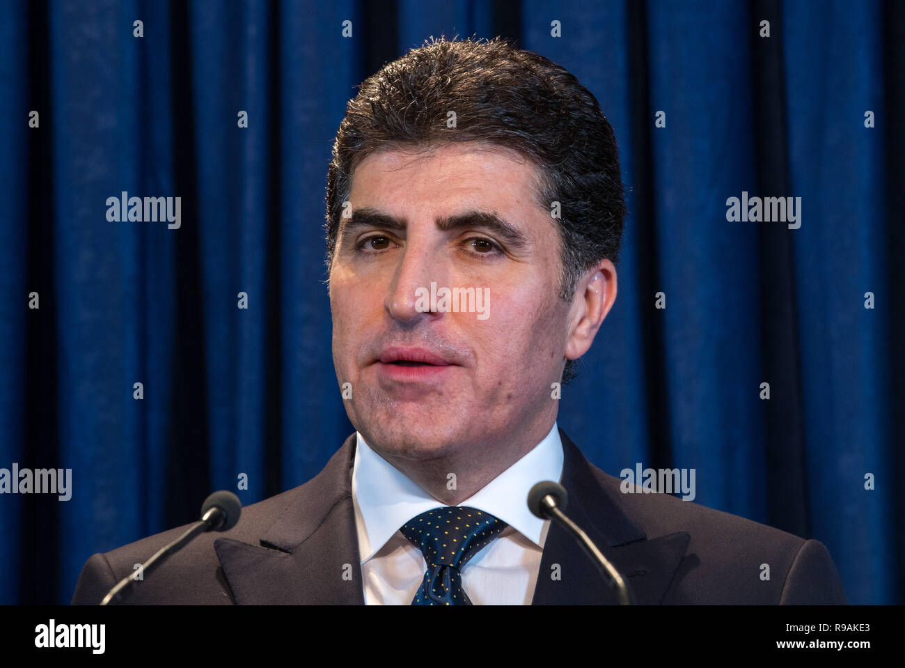 Erbil, Irak. 18 Dez, 2018. Nechirvan Barzani, Ministerpräsident der Region Kurdistan, auf einer Pressekonferenz mit dem deutschen Außenminister. Credit: Jens Büttner/dpa-Zentralbild/dpa/Alamy leben Nachrichten Stockfoto