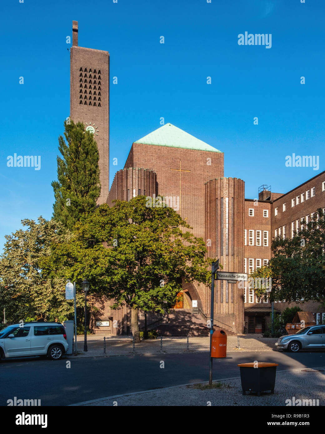 Kirche hohenzollernplatz berlin Fotos und Bildmaterial in hoher