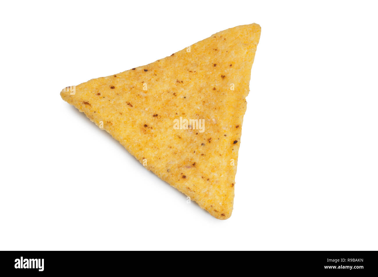 Studio geschossen von Tortilla Chips auf weißem Hintergrund - Johannes Gollop Stockfoto