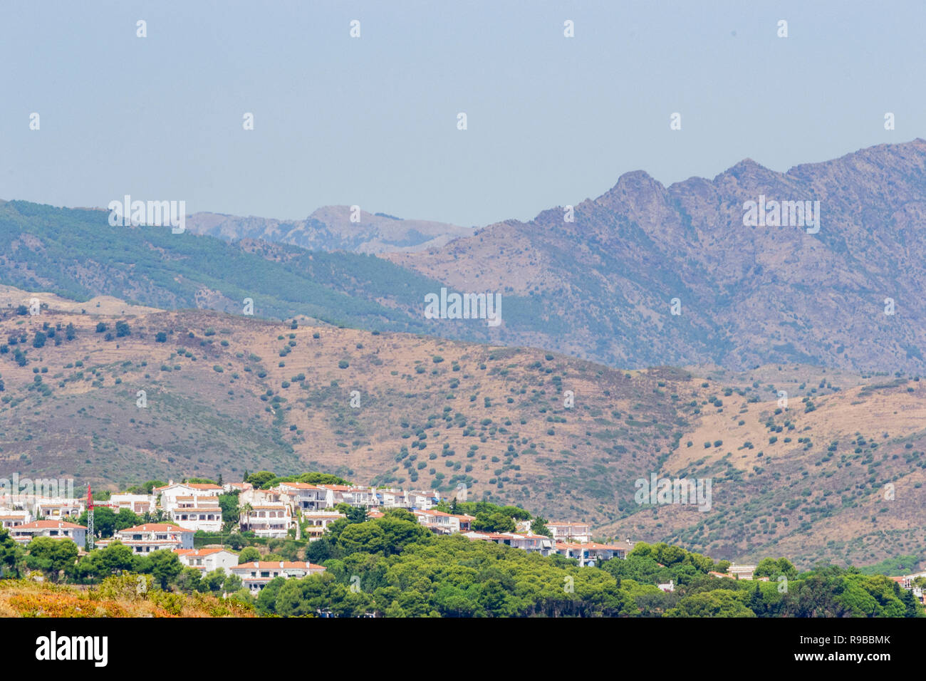 Paisajes del Camino de Ronda de Llançà ein Port de la Selva. Stockfoto