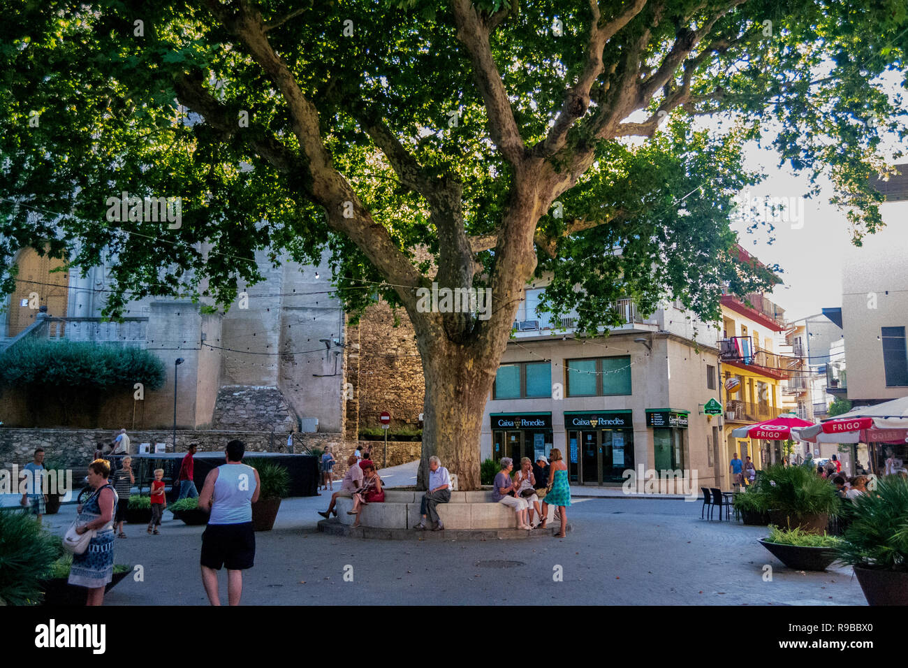 Straßen und Markt von Llançà, Alt Empordà, Girona, Catalunya. Stockfoto