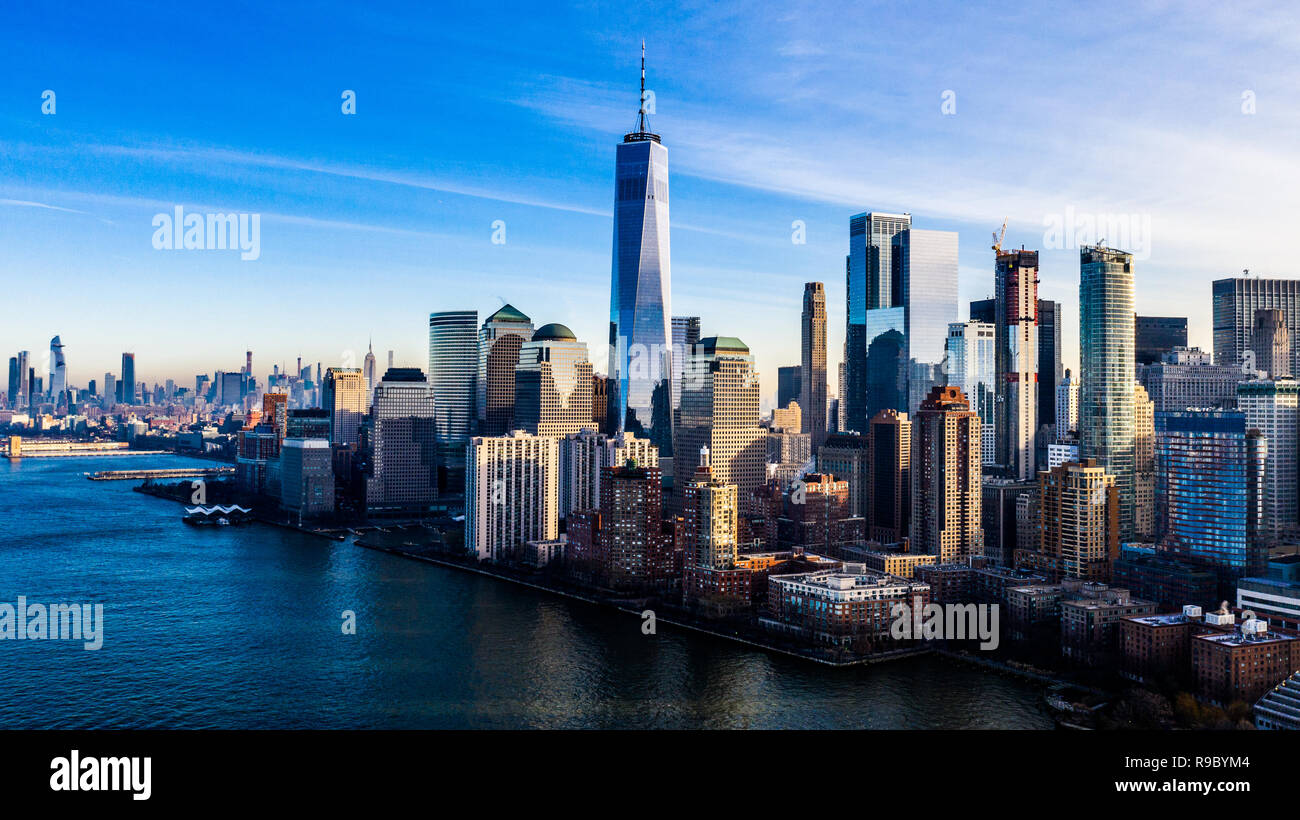 Luftbild des One World Trade Center und Downtown Manhattan, New York City, USA Stockfoto