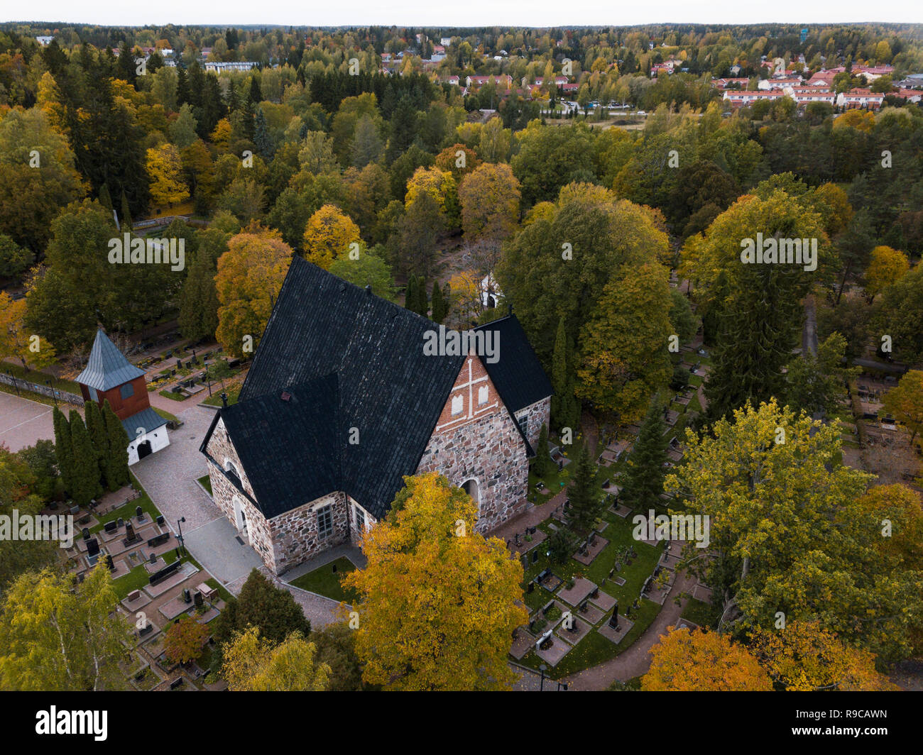 Eine mittelalterliche Kirche in Espoo, Finnland Stockfoto