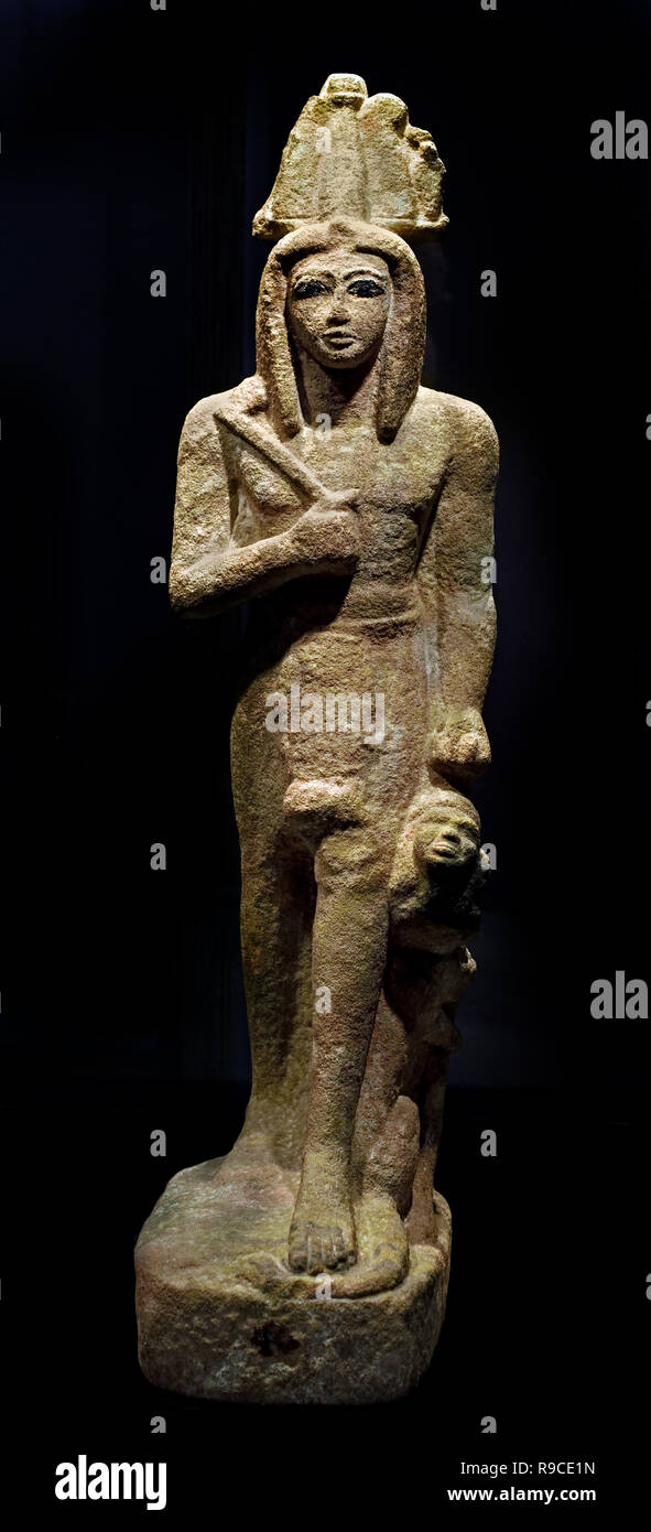 Der Pharao als Chief Army Commander. aus Deir el Medina 19. Dynastie (1292-1191 v. Chr.), Ägypten, Ägyptische. (Streitaxt in der Hand, mit der anderen hält er ein Gefangener, der von einem Löwen angegriffen wird. ) Stockfoto