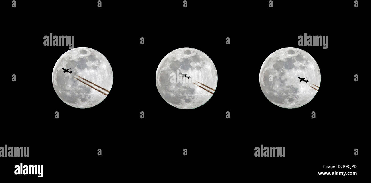 Ein drei-Image Composite eines Verkehrsflugzeugs in großer Höhe vorbei vor der Vollmond. Stockfoto