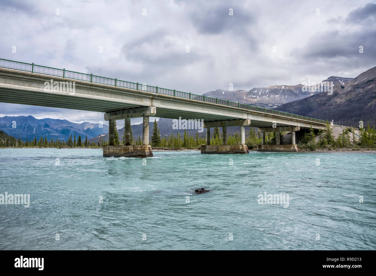 Saskatchewan Crossing River im Banff National Park. Stockfoto