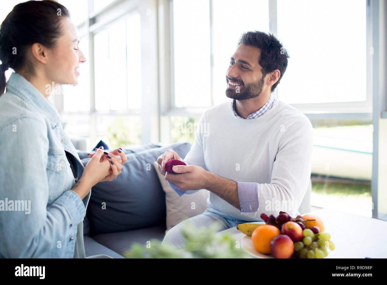 Vorschlag zur Freundin Stockfoto