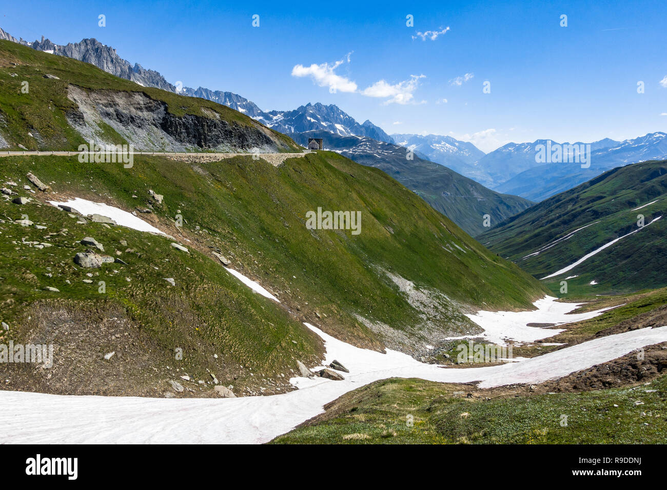 Landschaft von der Furka Pass (2.429 m) auf der Seite des Kanton Uri, Schweiz Stockfoto