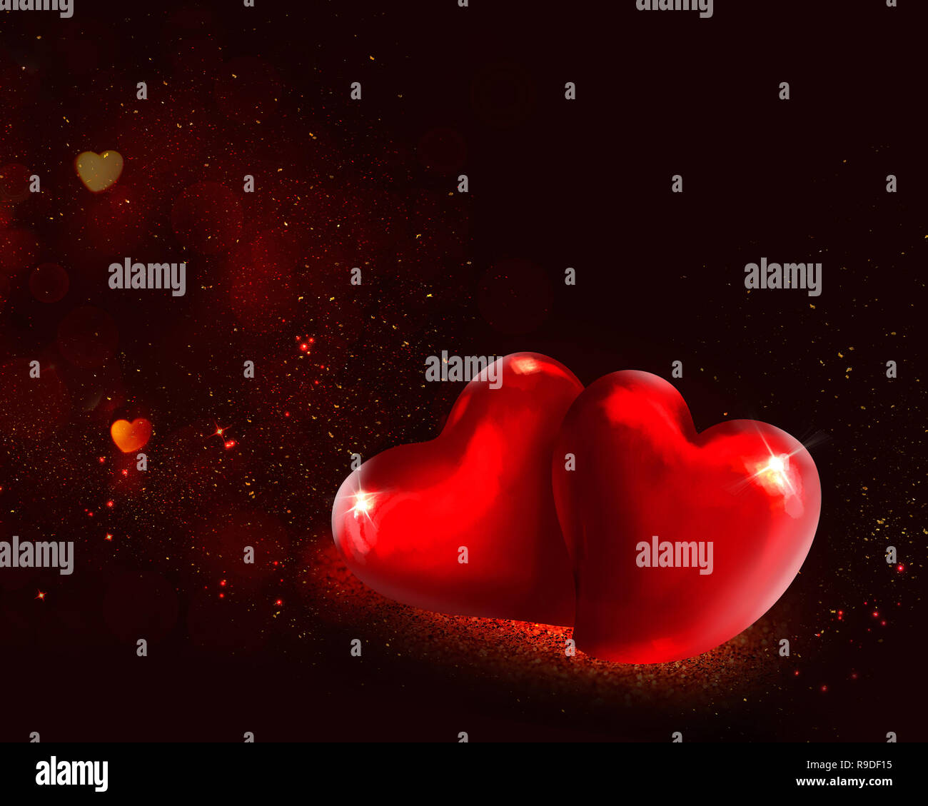Zwei Glas roten Herzen auf dunklem Hintergrund. Valentinstag Hintergrund. Stockfoto