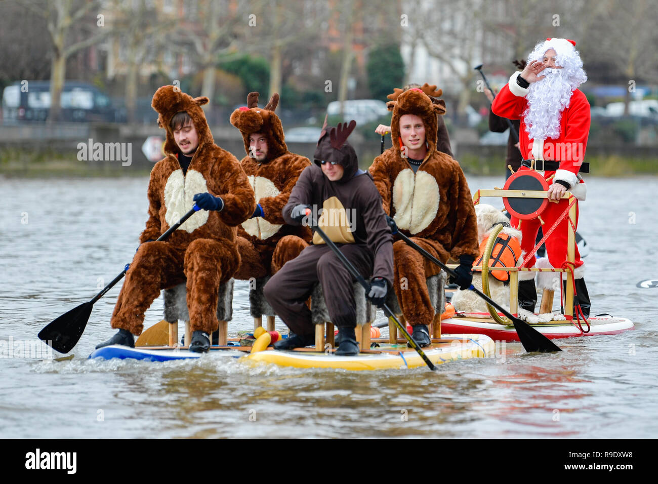 Heidelberg, Deutschland. 23 Dez, 2018. Die ständigen Paddler Thorsten
