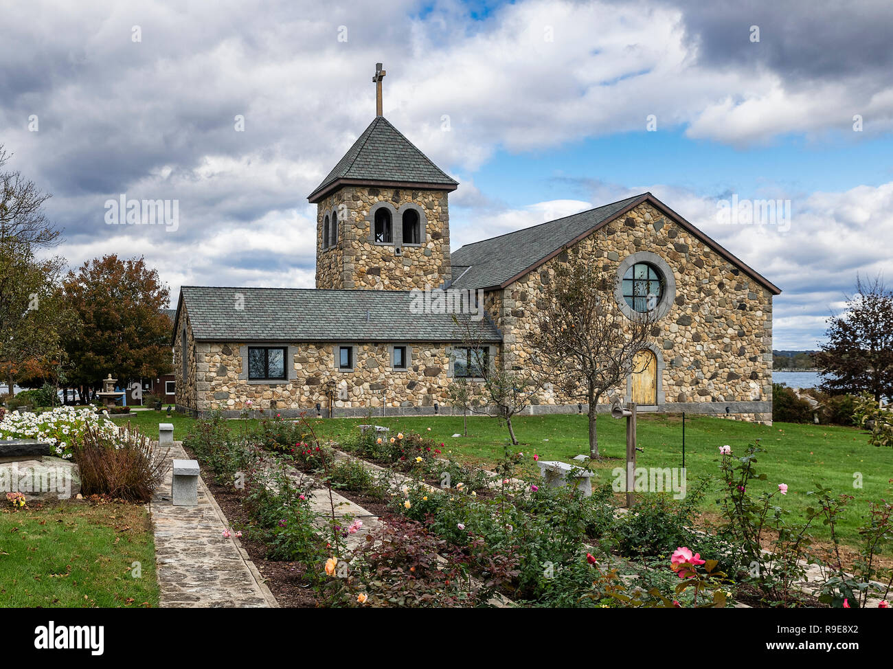 Unsere Liebe Frau Mariä Himmelfahrt Kapelle, St. Edmund's Retreat Center, Enders Insel, Connecticut, USA. Stockfoto