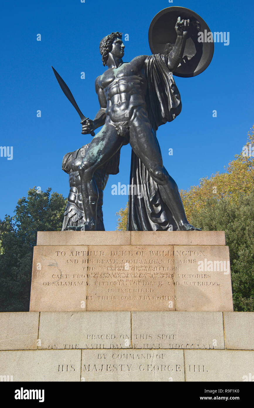 Statue von Achilles zum Herzog von Wellington Hyde Park Corner London England gewidmet Stockfoto