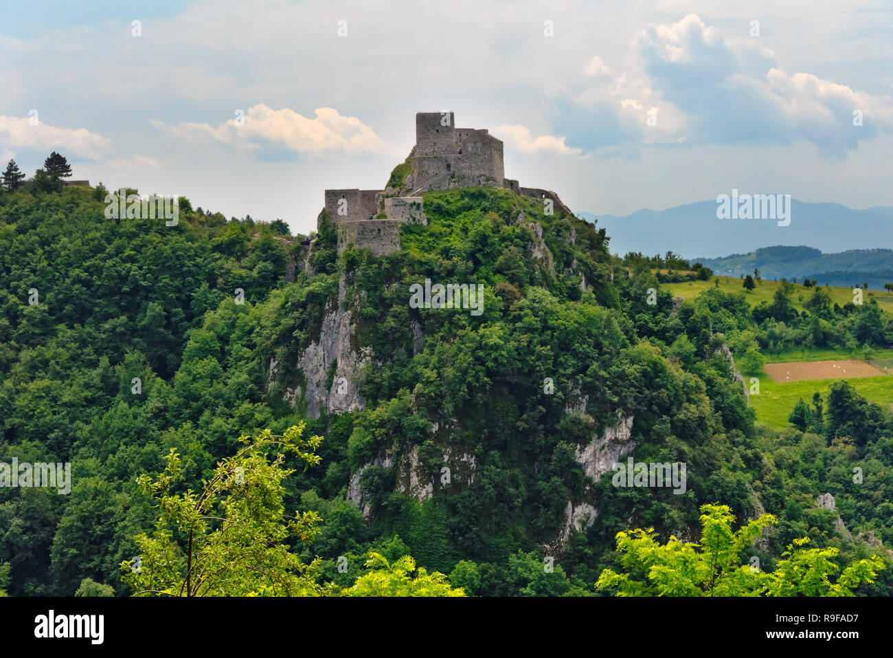 Srebrenik Festung, Bosnien und Herzegowina Stockfoto