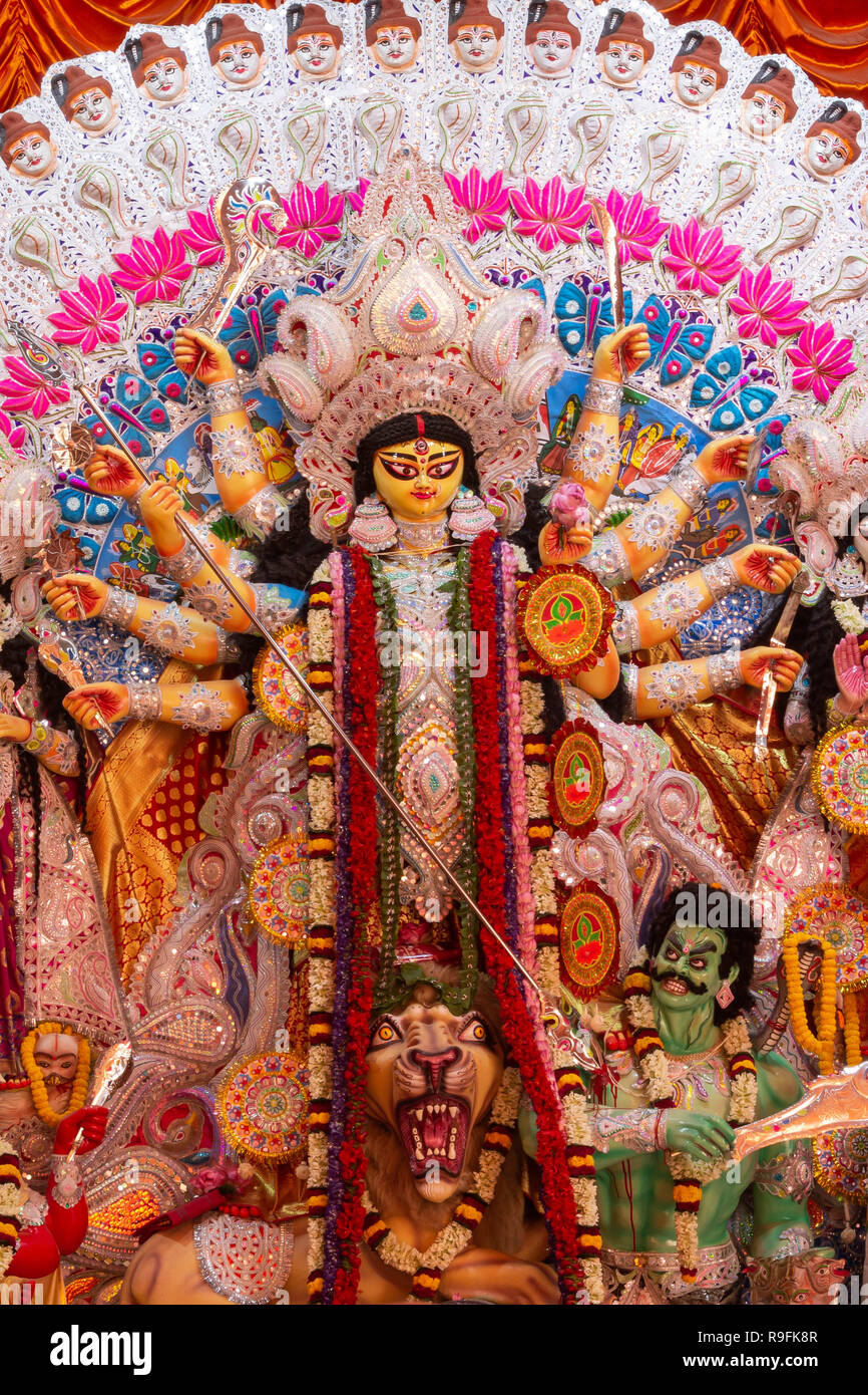 Kali Badi, C.R. Park, New Delhi, DT-16 Oct 2018. Eine Ansicht von Durga Puja Pandal Idiol In Stockfoto