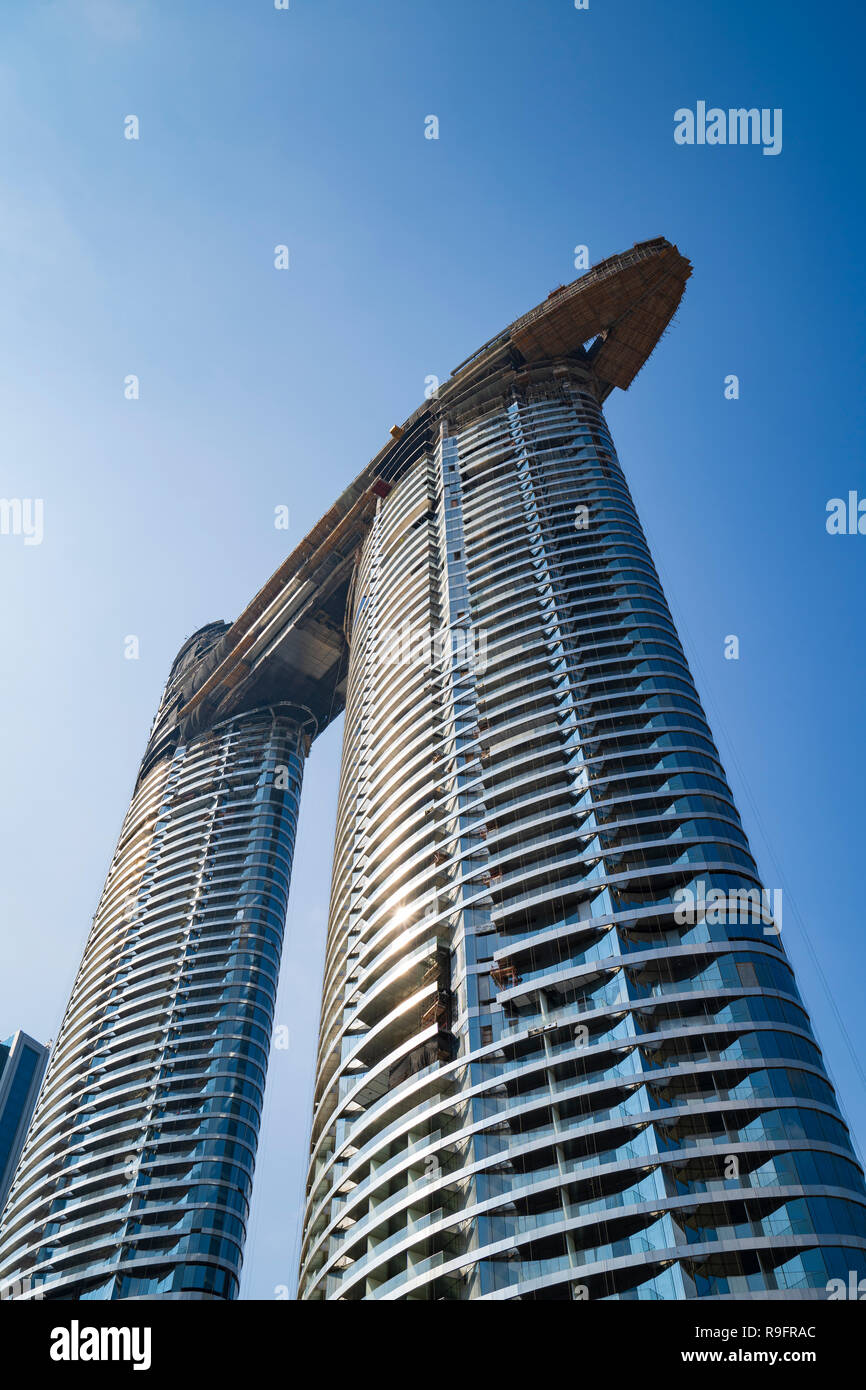 Die Adresse Sky View Hochhaus Luxus apartment Towers im Bau in der Innenstadt von Dubai, Vereinigte Arabische Emirate Stockfoto