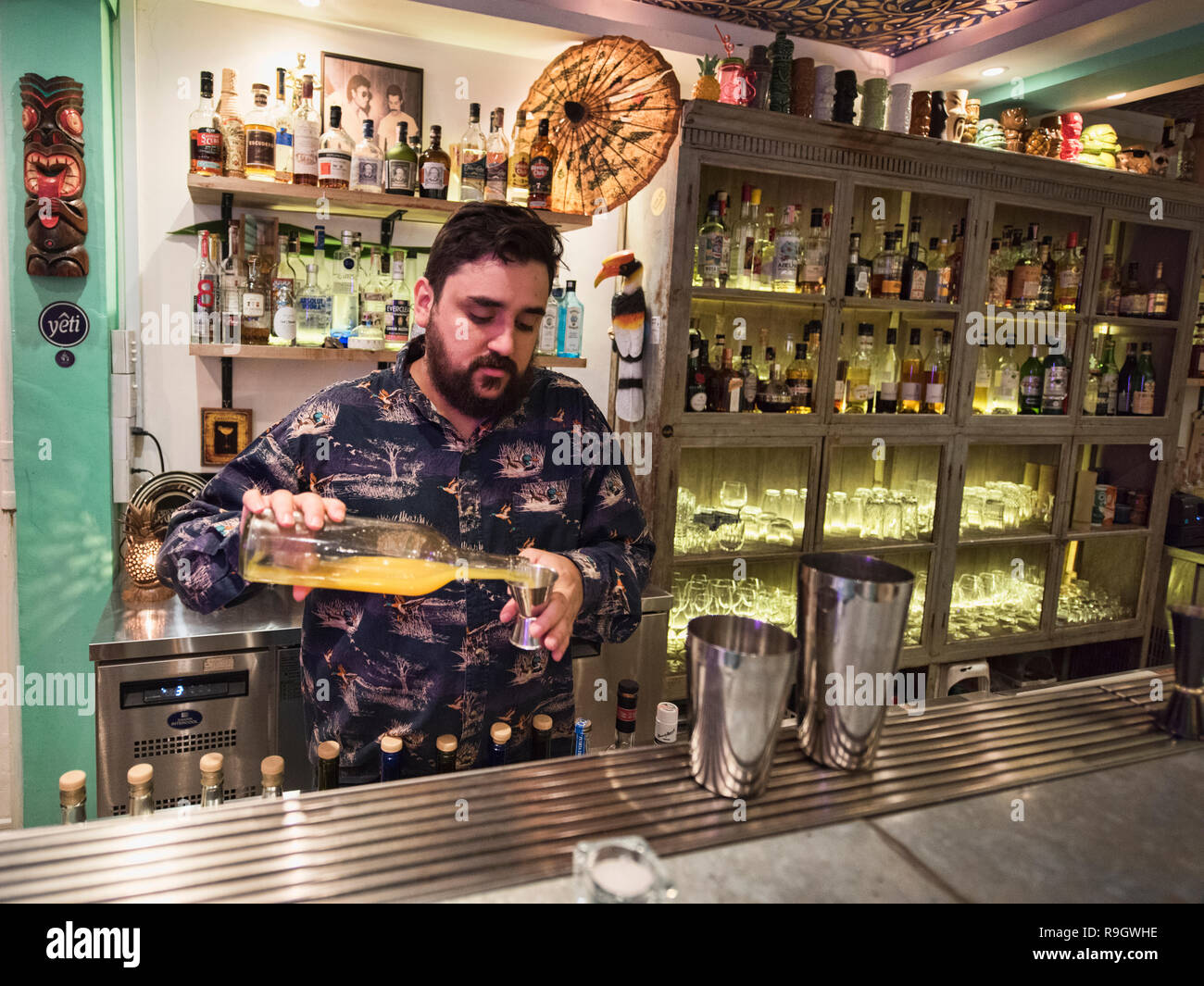 Erstellen gestaltete Cocktails, tropische Stadt, Bangkok, Thailand Stockfoto