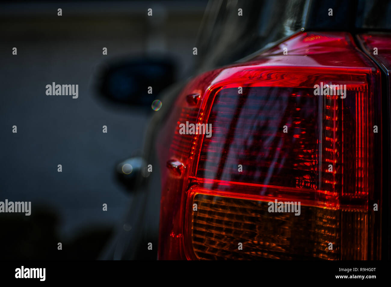 Hinten Heckleuchte eines Toyota RAV4 Stockfoto