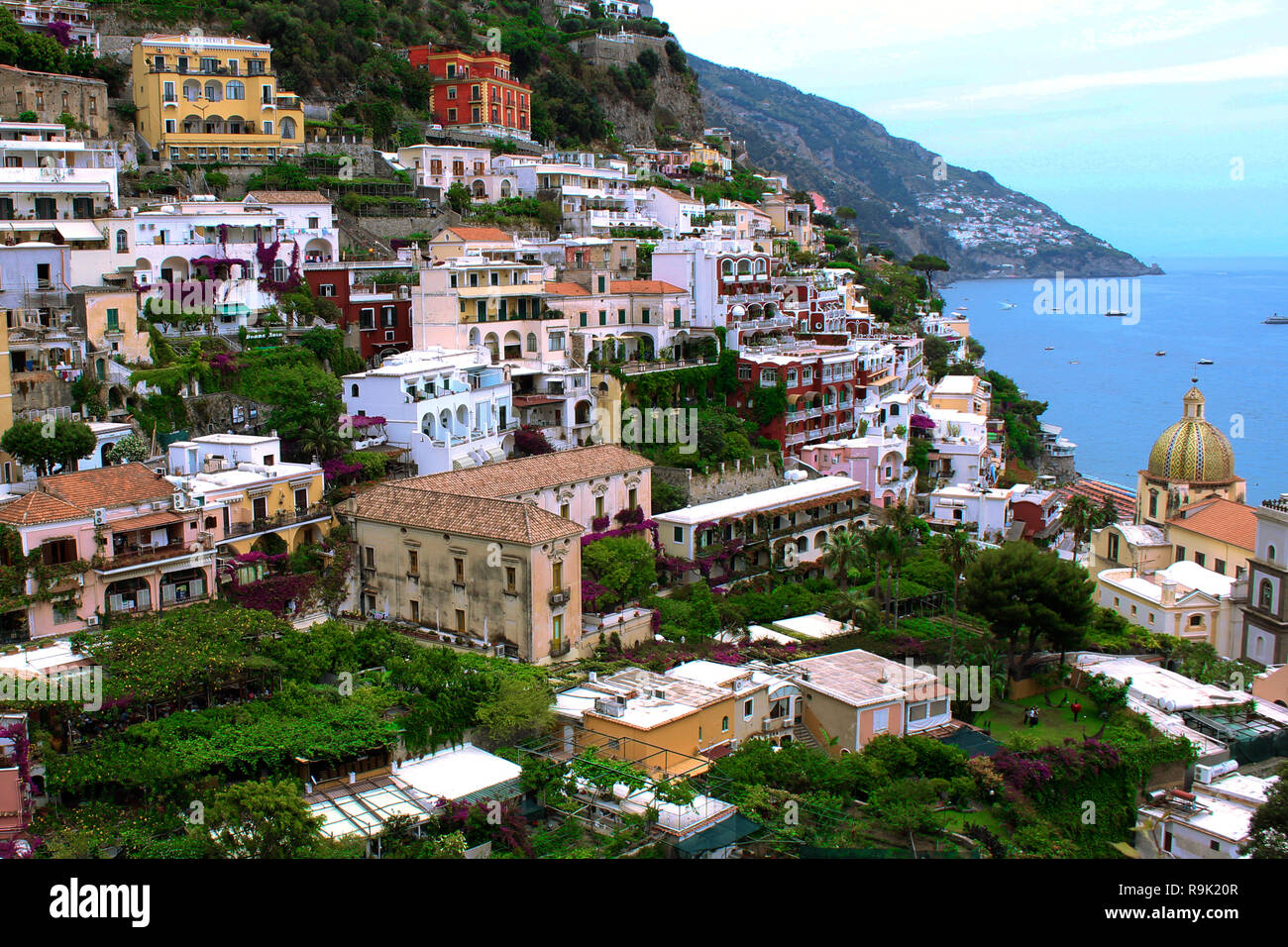 Positano Dorf - Panoramaaussicht - Kampanien Stockfoto