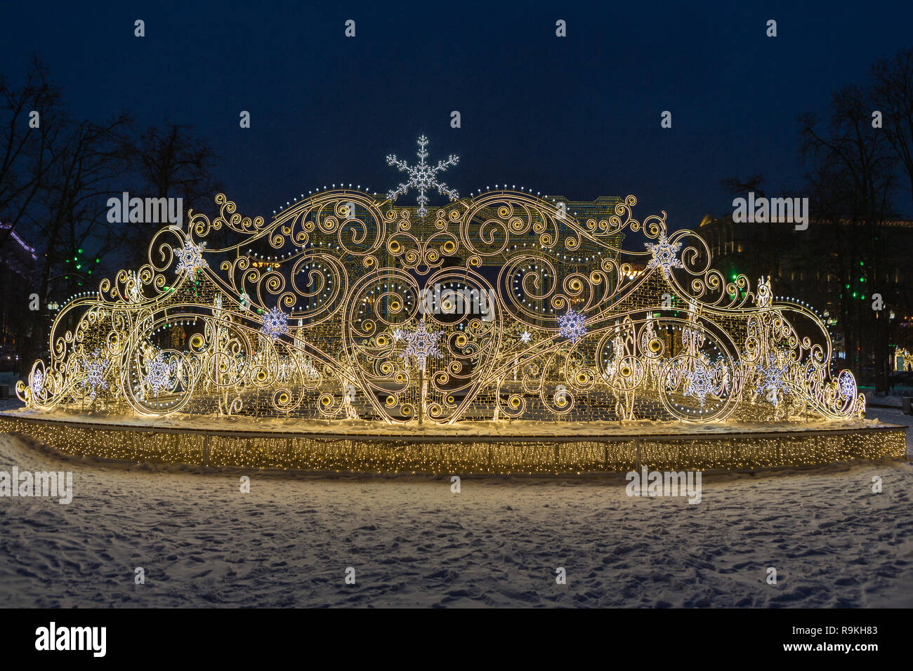 Weihnachten beleuchtete Dekoration der City Downtown Stockfoto