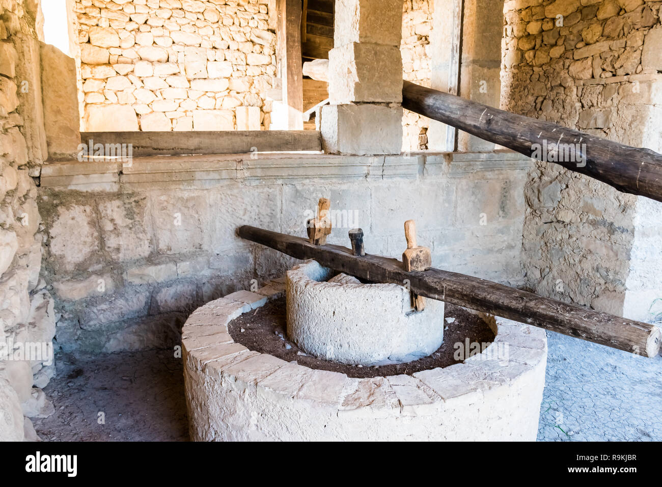 Eine alte Mühle an der ausgegrabenen Stadt Volubilis, Unesco, Meknes in Marokko Stockfoto