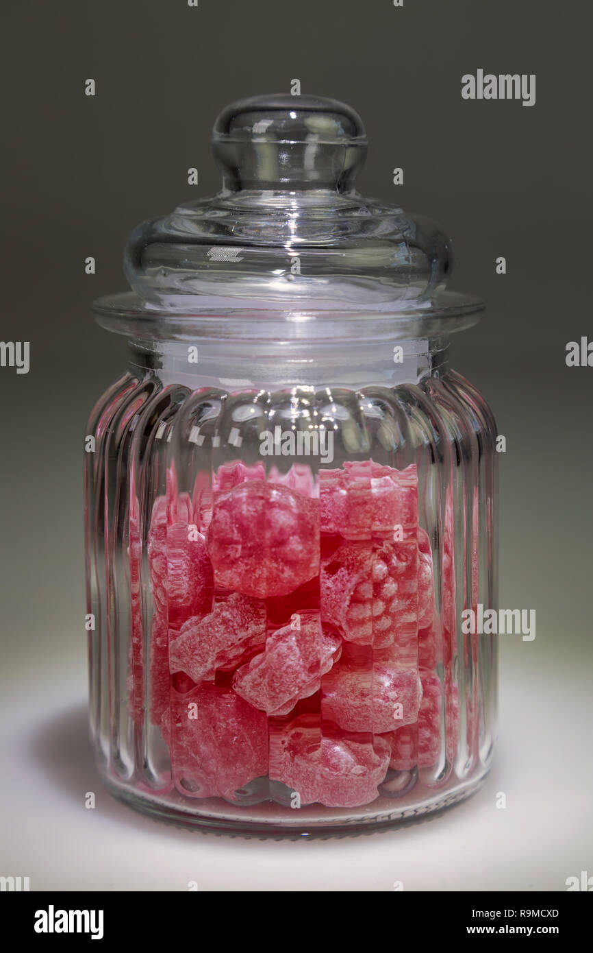 Hard Candy in einem Glas Stockfoto