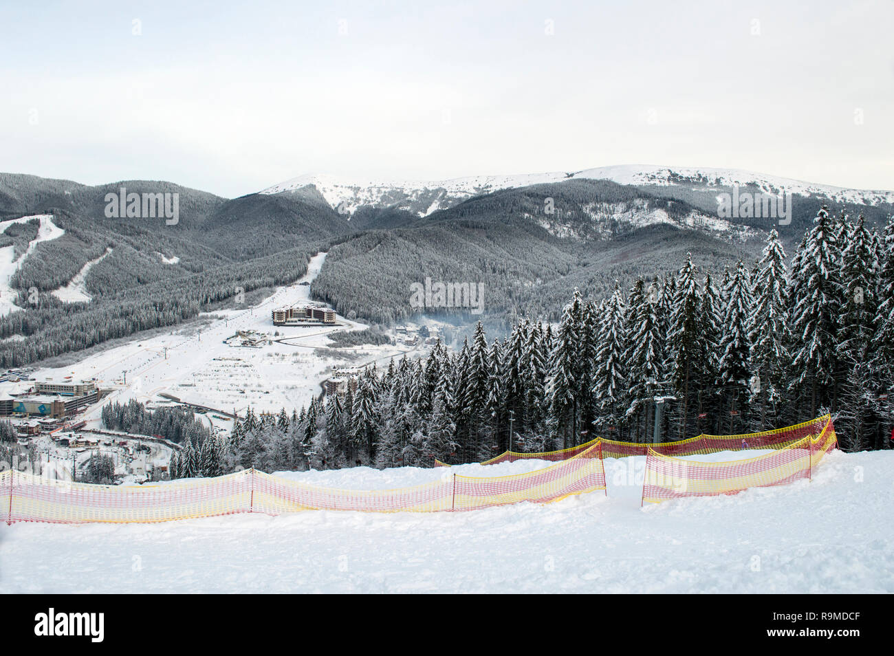 Mountain Resort Bukovel, das Thema Bergsport, Skifahren, Bukovel, Karpaten, Ukraine Stockfoto