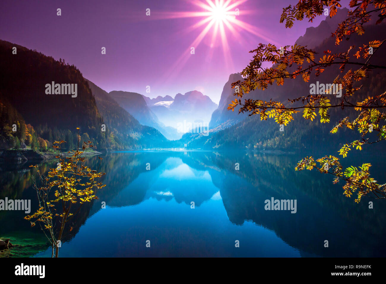 Ein Herbsttag am Gosausee Stockfoto