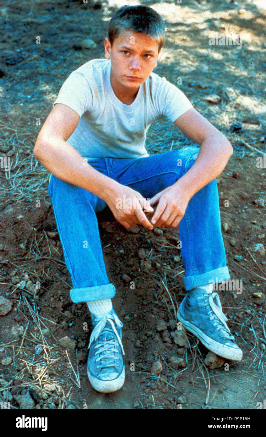 Studio Werbung noch von 'Stand von mir 'River Phoenix © 1986 Columbia Pictures Datei Referenz # 33635 674 THA Stockfoto