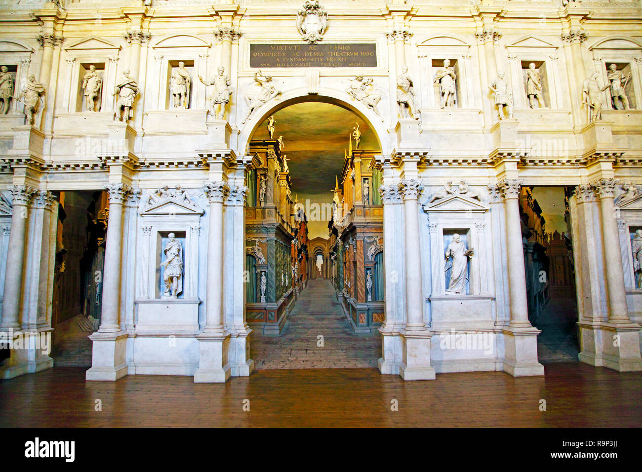 Die Bühne des Palladio inspiriert Teatro Olimpico in Vicenza. Stockfoto