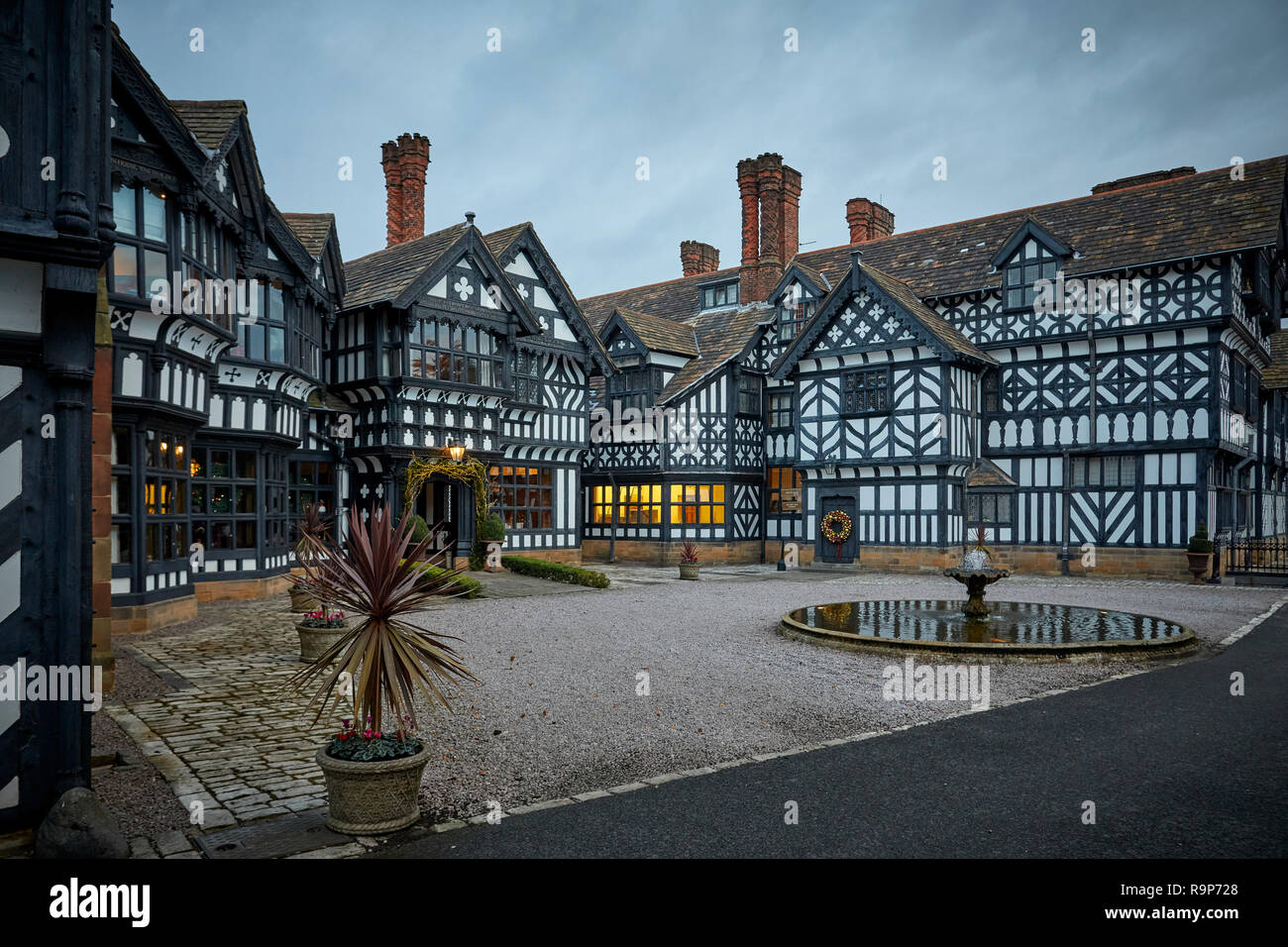 Holz gebaut Hillbark Hotel Montgomery Hill, Royden Park, Frankby, Wirral in 1891 von der Familie von Hudson Hudson's Seife Hersteller Stockfoto