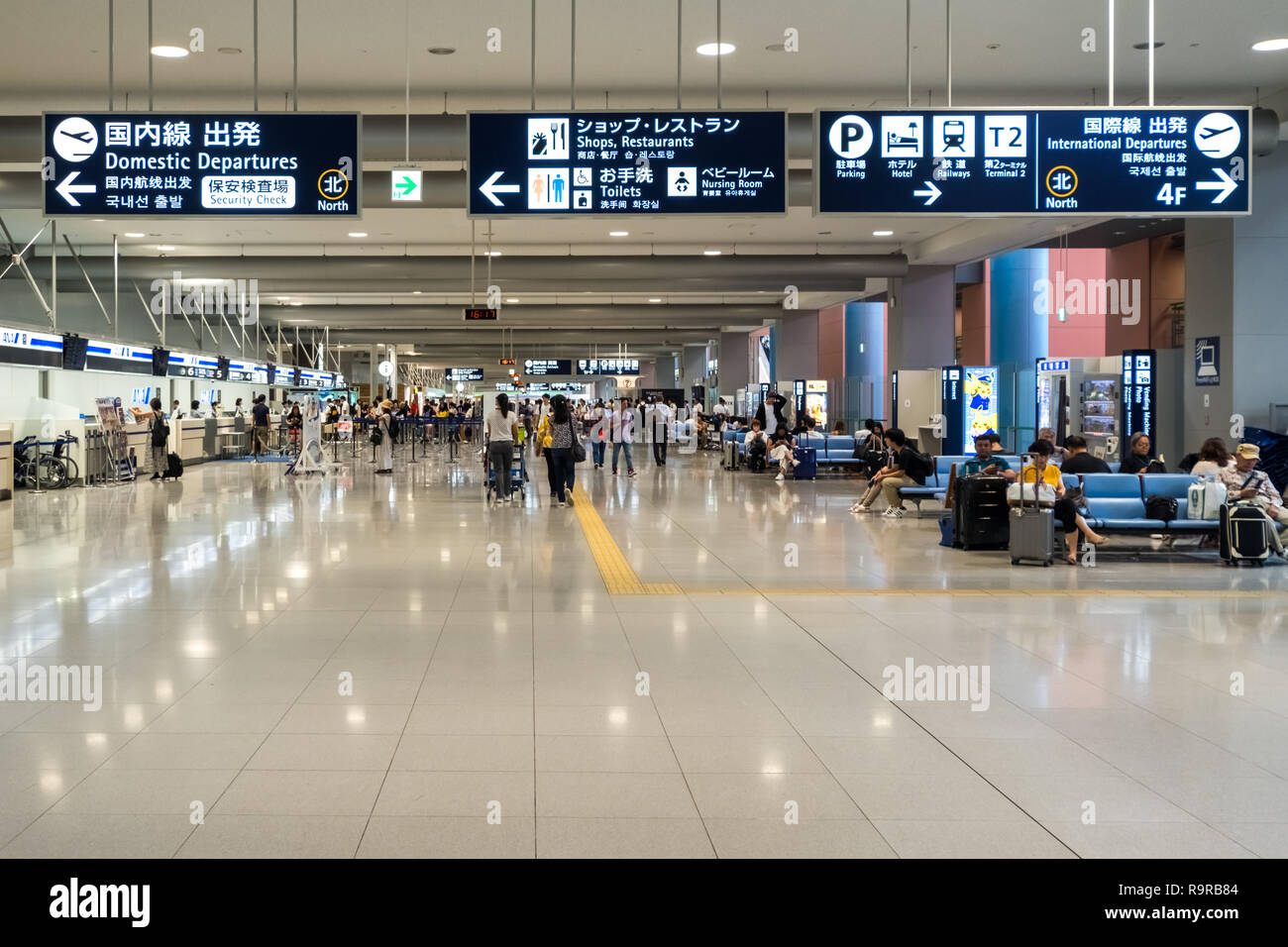 Osaka, Japan - 31. August 2018: Einrichtung von Osaka International Airport Stockfoto