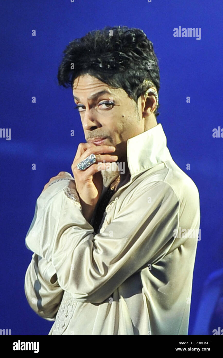 Prince Rogers Nelson Stockfotos Und Bilder Kaufen Seite 2 Alamy