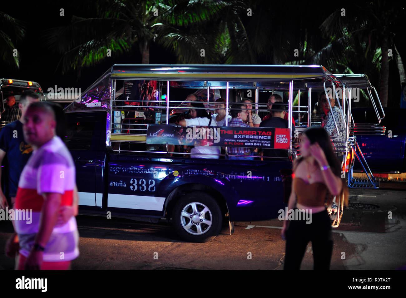 Baht bus pattaya -Fotos und -Bildmaterial in hoher Auflösung – Alamy