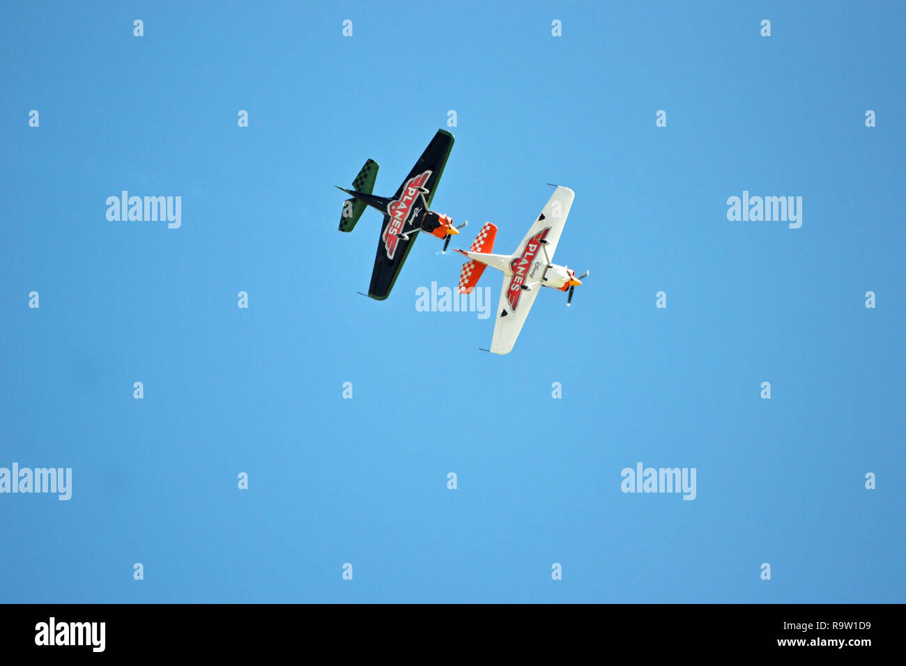Disney Flugzeuge im Flug in Eastbourne Airbourne, Air Show, Eastbourne, East Sussex, Großbritannien Stockfoto