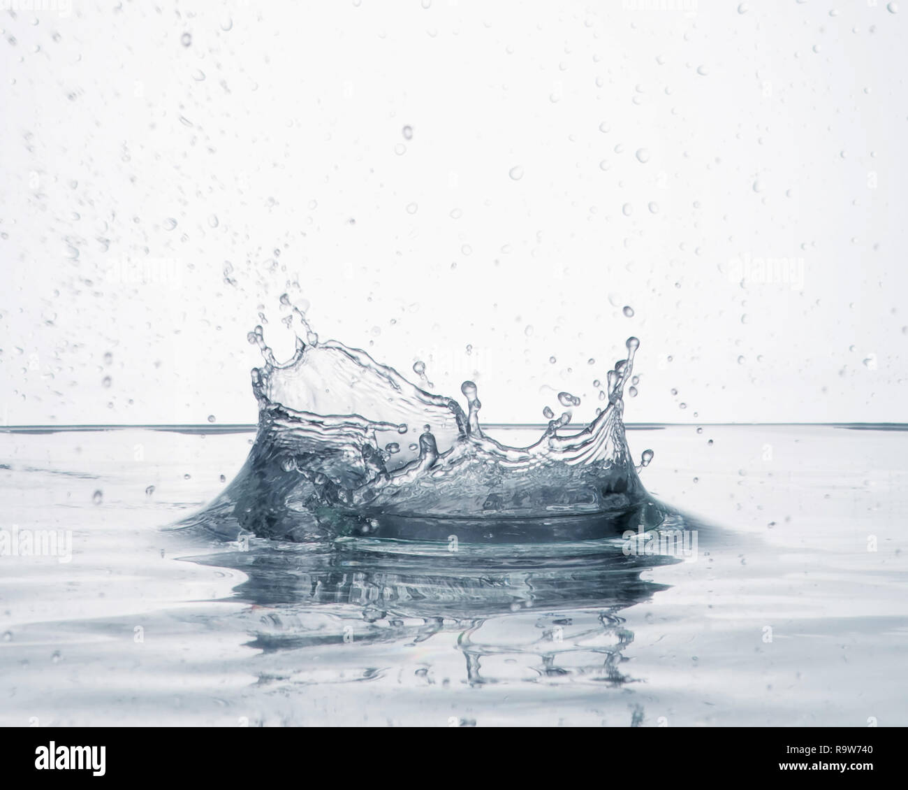 Trace und Form nach dem Wassertröpfchen fallen Stockfoto
