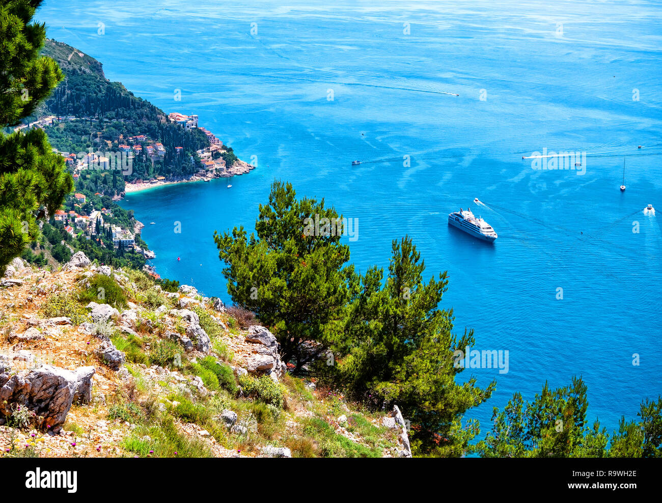 Luftaufnahme auf malerischen coastlinein in Dubrovnik, Dalmatien, Kroatien Stockfoto