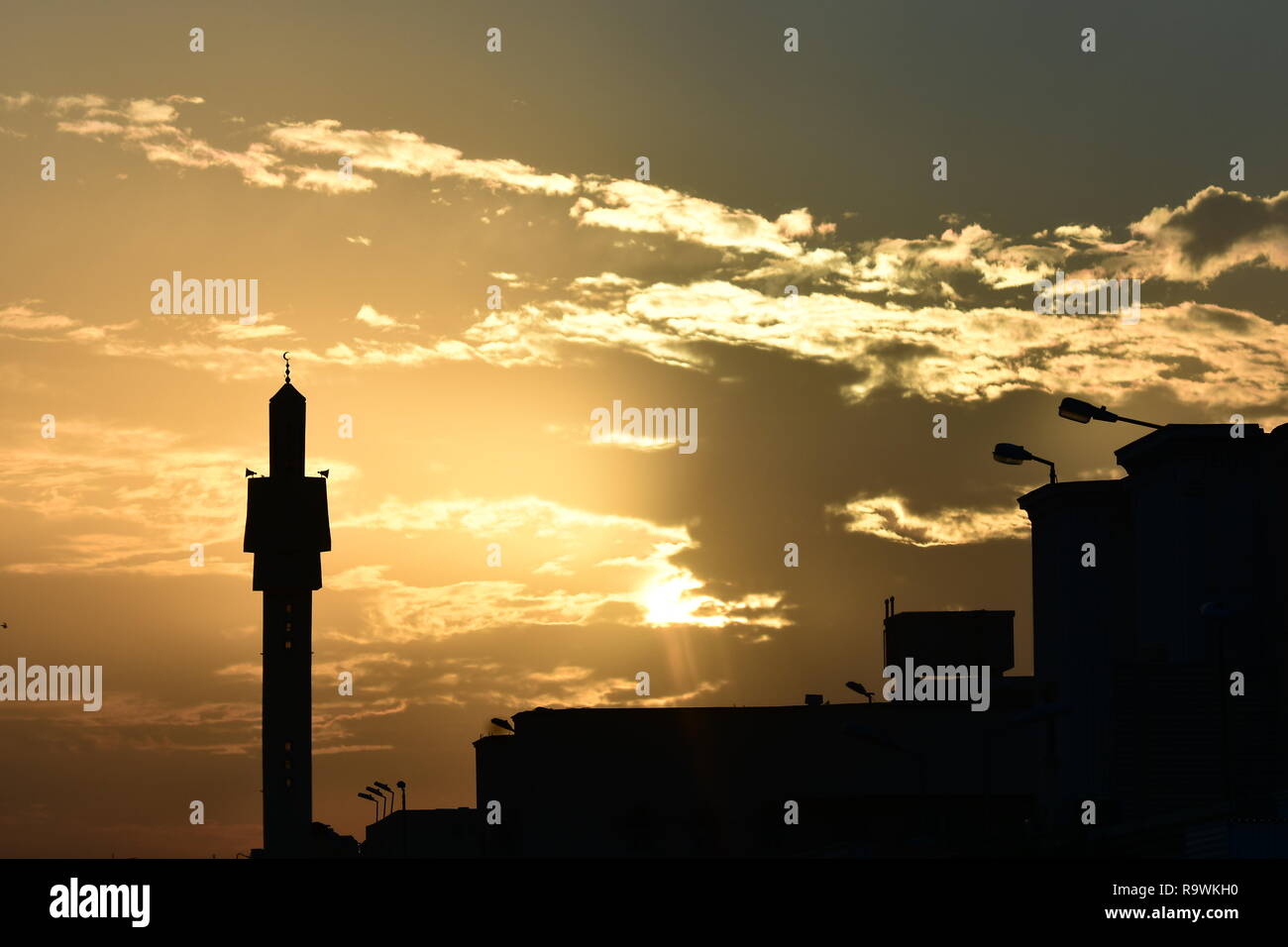 Sonnenuntergang in der Stadt Stockfoto