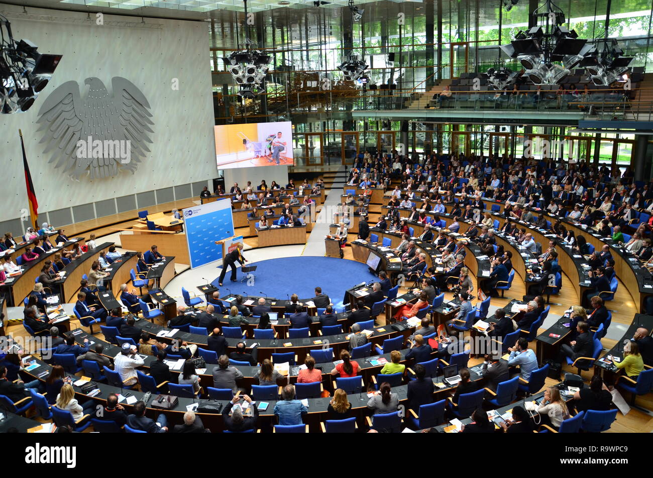 DW Global Media Forum Eröffnungsveranstaltung im alten Bundestag in Bonn. Stockfoto