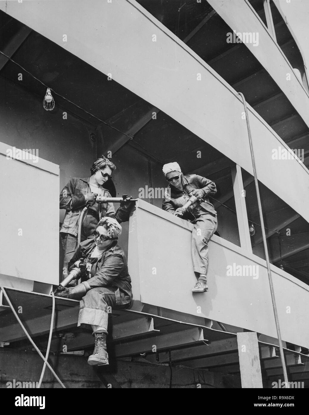Holzhacker. Frauen Krieg von Marinship Corp, 1942 Stockfoto