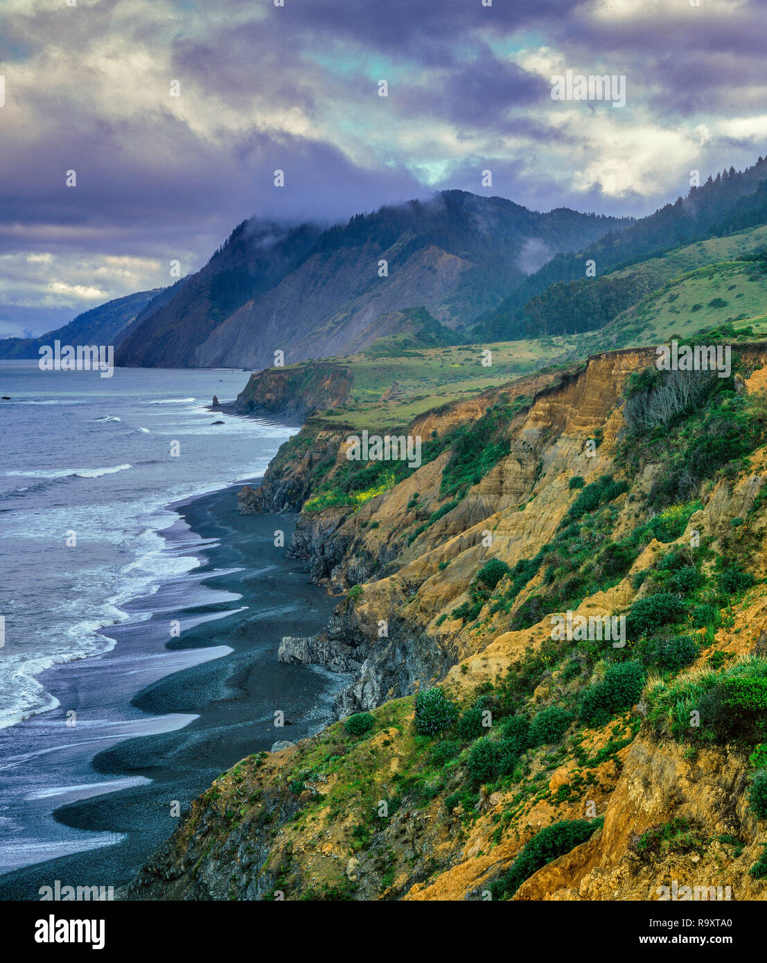 Clearing Sturm, Jones Beach, Sinkyone Wilderness State Park, Lost Coast, Mendocino County, Kalifornien Stockfoto