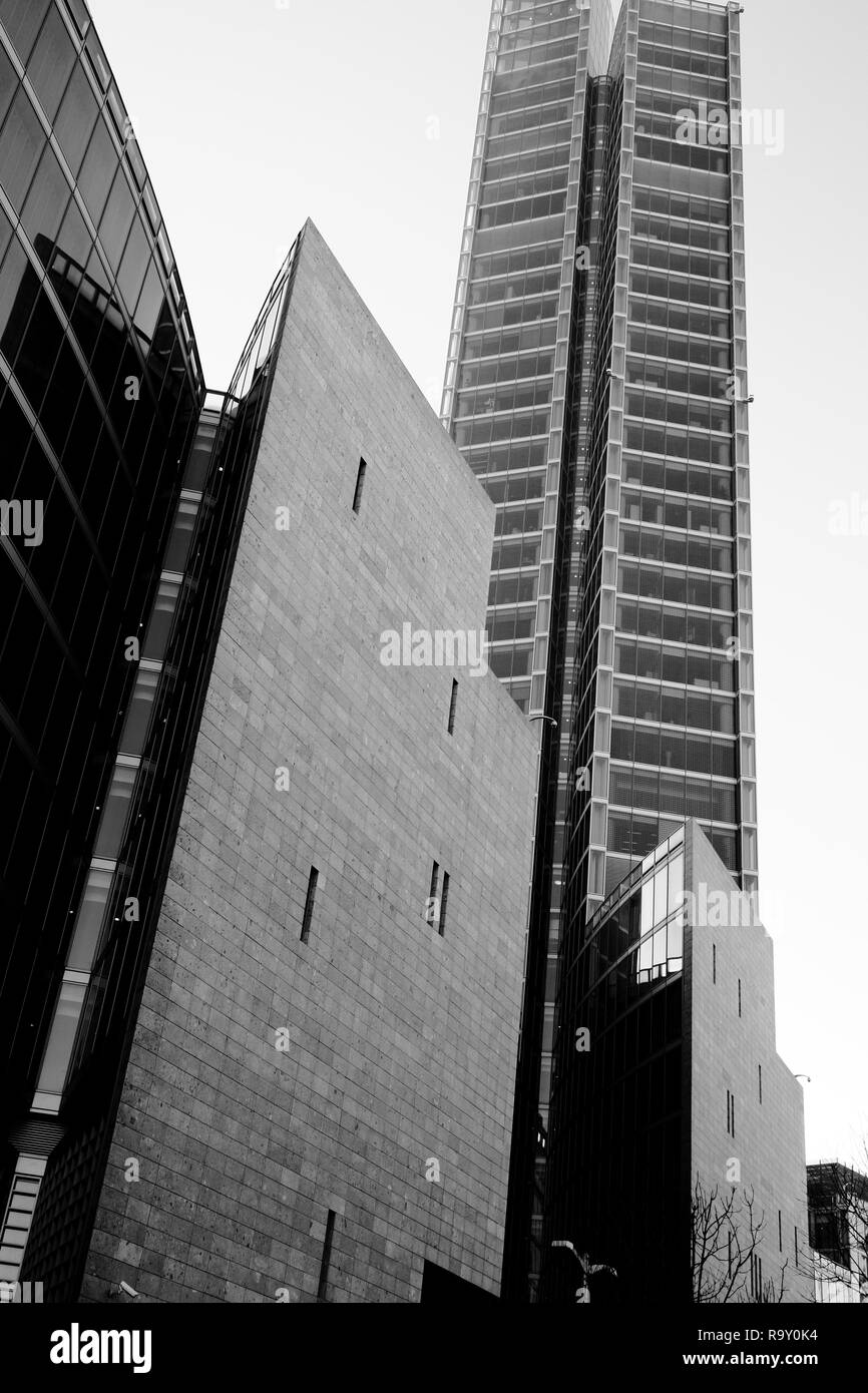 Mailand, Italien - Blick auf die Hochhäuser von Mailand und die Unicredit Turm Stockfoto