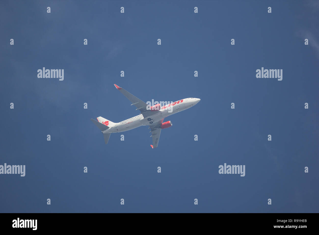 Chiangmai, Thailand - 18. Dezember 2018: HS-LUO Boeing 737-800 der Thai Lion Air Airline. Von Chiangmai Flughafen in Bangkok. Stockfoto
