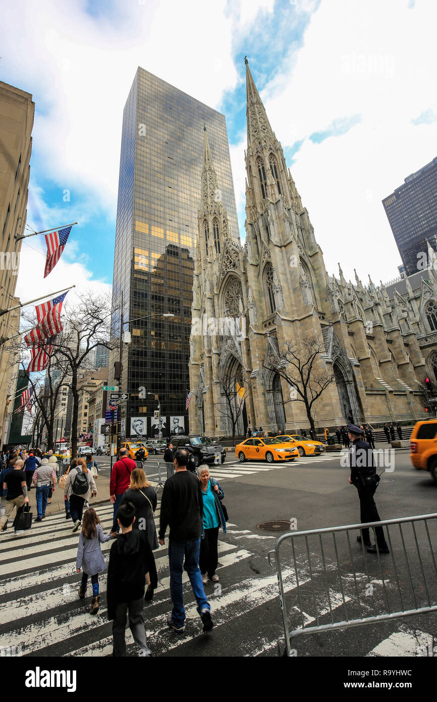 21.02.2018, New York City, New York, Vereinigte Staaten von Amerika - die St. Patrick's Cathedral, Manhattan, New York City, New York, USA, Vereinigte Sta Stockfoto