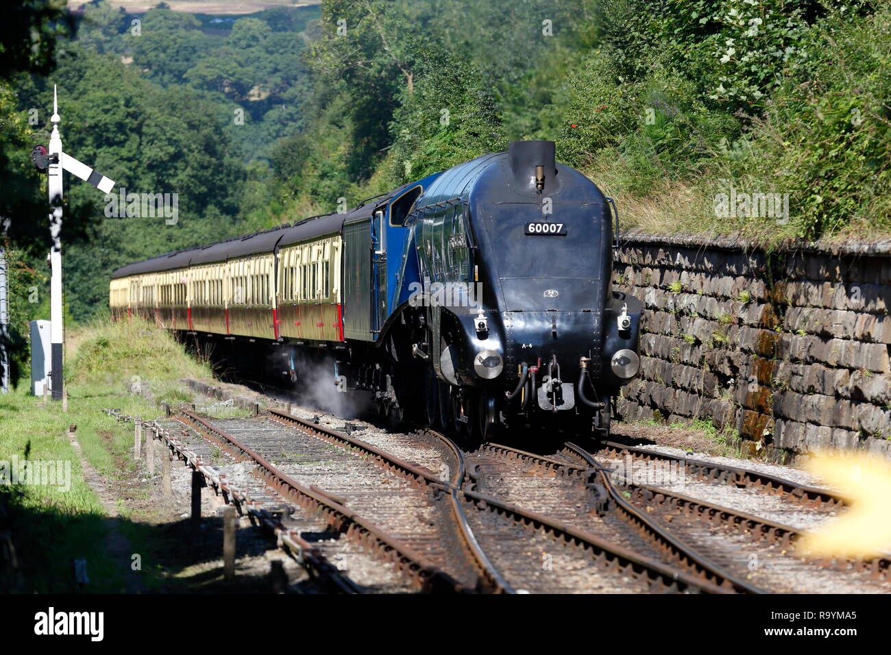 60007 Sir Nigel Gresley Dampflok auf der North Yorkshire Moors Railway in Goathland. Stockfoto
