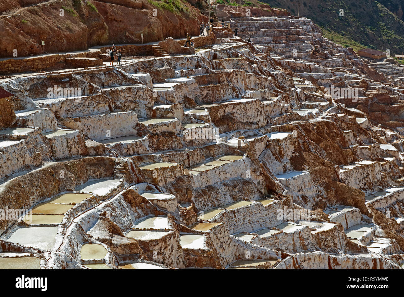 Salineras de Maras, Salz Teiche auf dem Berghang des Heiligen Tal der Inkas, Cusco Region, Peru Stockfoto