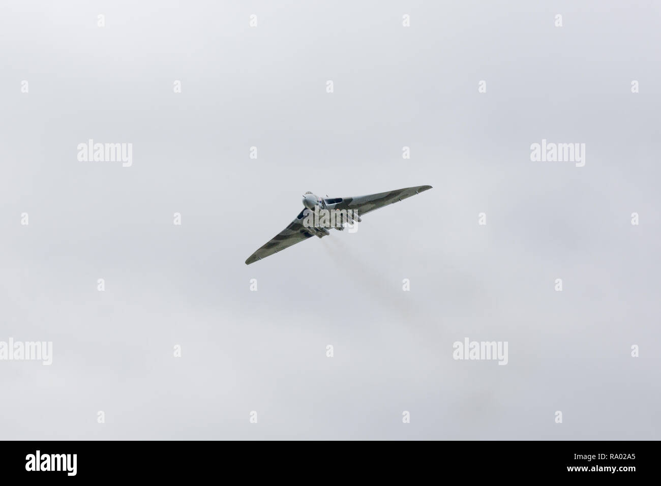 XH 558 Der letzte Flug würdig Vulkanier seinen Abschied Flug über den Flughafen Coventry vor Alle weiteren Flüge abgeschlossen ist Stockfoto