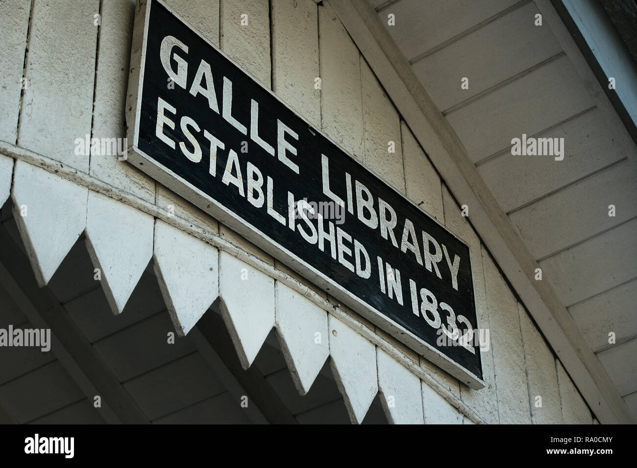 Holz- Eingang zum National Treasure, Galle Bibliothek, Festung Galle, Sri Lanka. Stockfoto