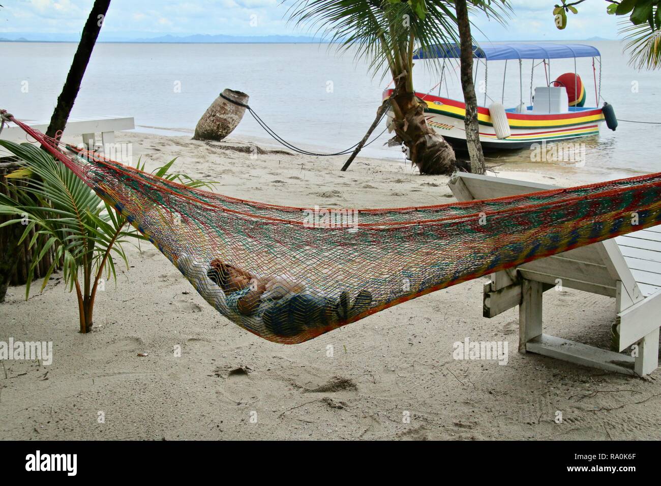 Cocoon Hammock Stockfotos Und Bilder Kaufen Alamy